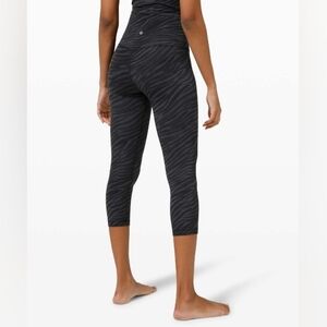 Lululemon Align Crop 21" Le Tigre Camo Deep Coal Multi Sz 20